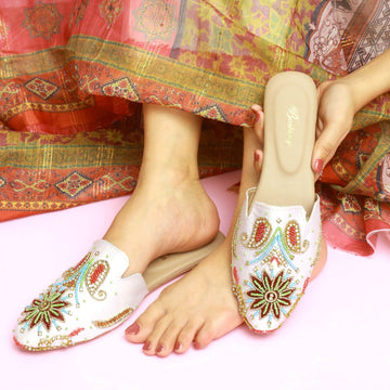 Embroidered Elegance: Mules with a Touch of Art For Women